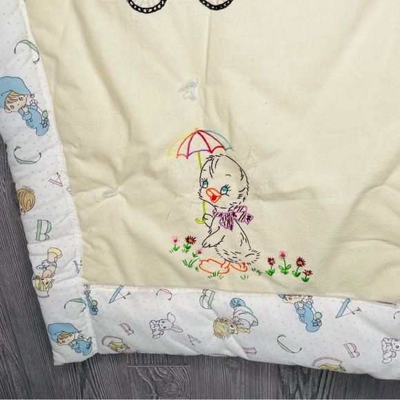 Vintage hand embroidered baby quilt with birds and animals precious moments - Picture 11 of 12